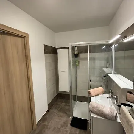 Jolie En Lägenhet Bastia (Corsica)